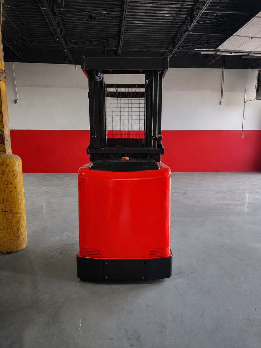 2017 Raymond Order Picker with 3,000lb Capacity - Certified  - 123Forklift