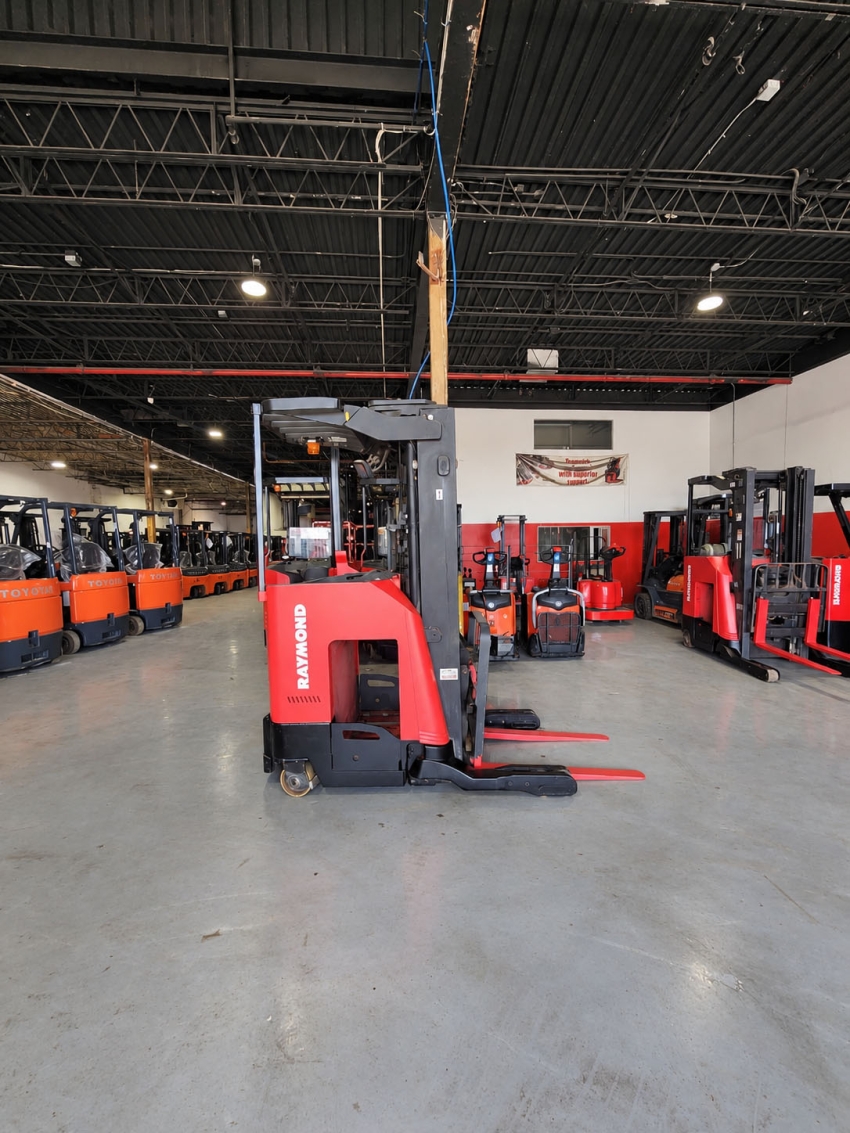 2018 Raymond 4,500lb Reach Truck - 3-Stage Mast with Side-Shifter  