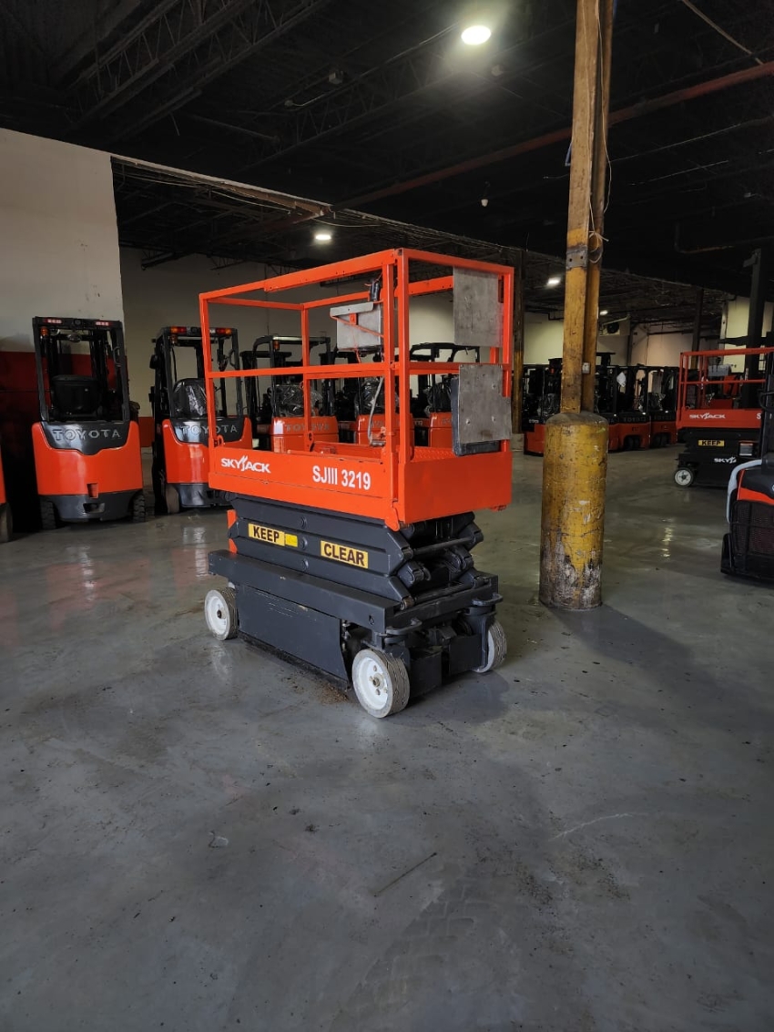 Skyjack 3219 Scissor Lift Certified  - 123Forklift
