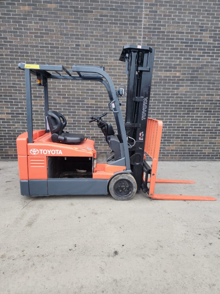 Toyota Electric 3 Wheeler Forklift ...