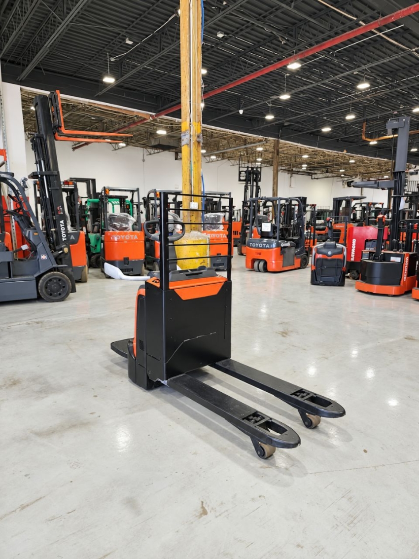 2023 Ride-On BT Pallet Jack 4,500 l...