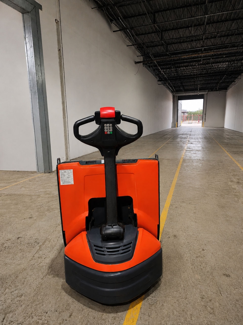 2021 Toyota Pallet Jack Walk-behind with 4,500lb Cap. Certified  - 123Forklift