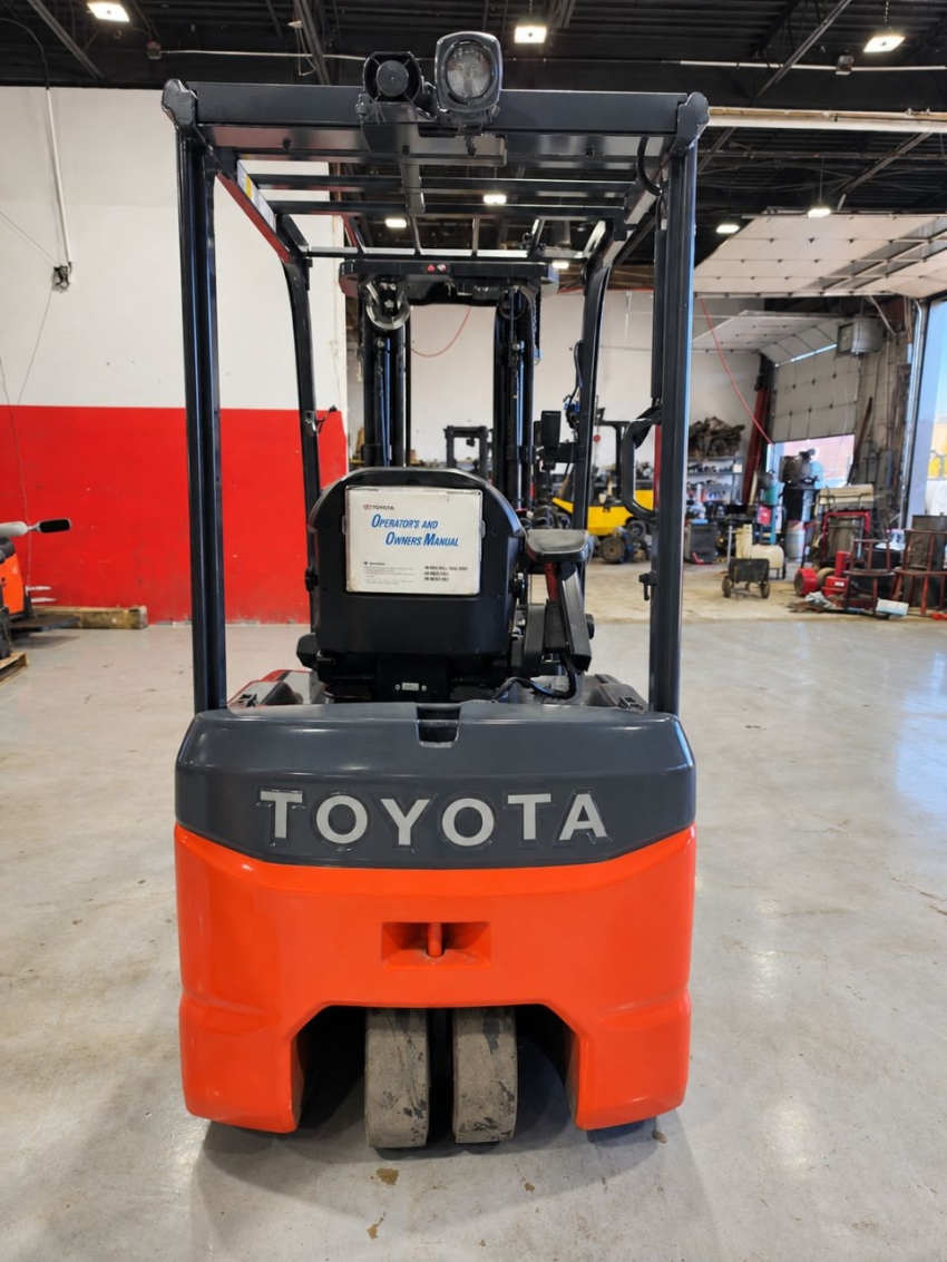 2018 Toyota Electric with 3,500lb Cap. 3-stage Mast with Side-shifter - 123Forklift