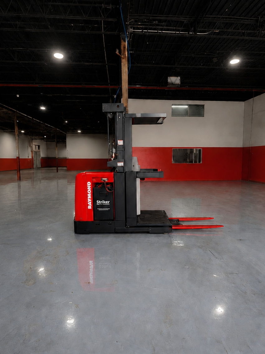 2017 Raymond Order Picker with 3,00...
