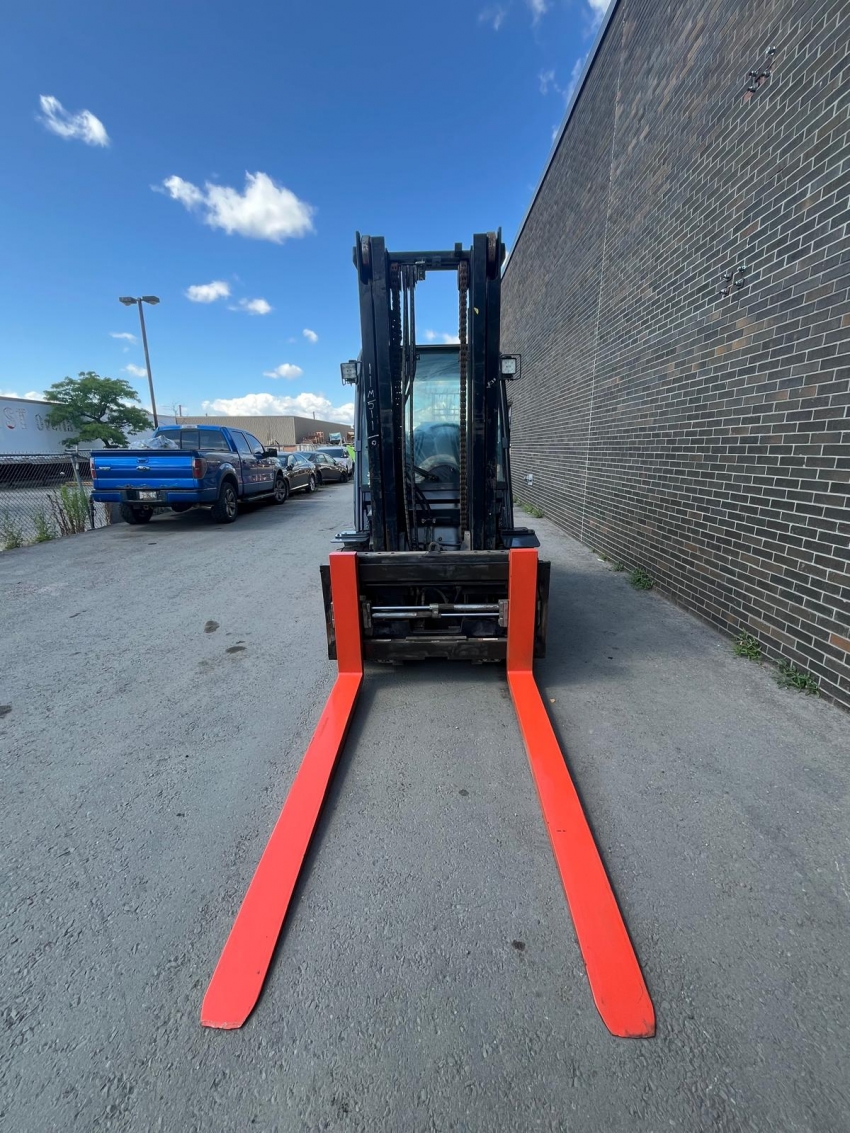 2018 Toyota 11000lbs Cap. Propane Outdoor Forklift 2 Stage W Side-Shift - 123Forklift