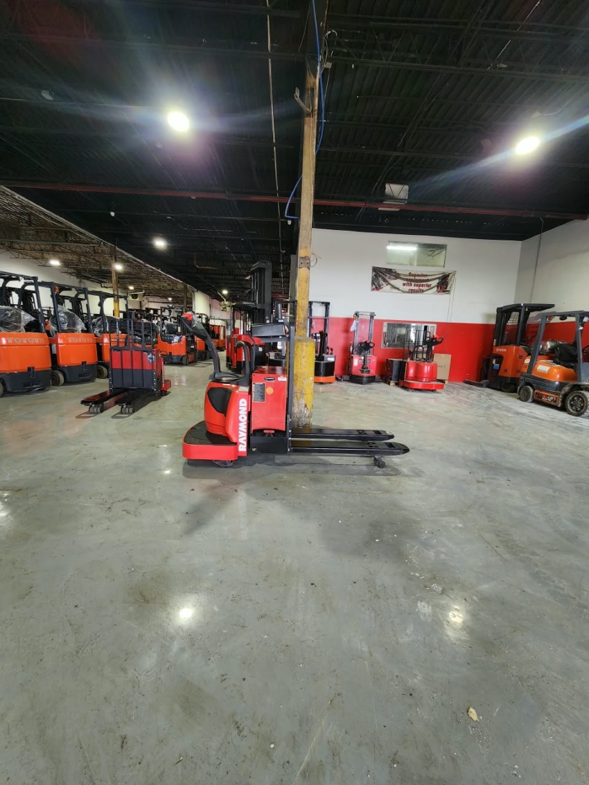 2021 Raymond 6,000lbs. Capacity Walkie Pallet Jack - 8410 Series  - 123Forklift