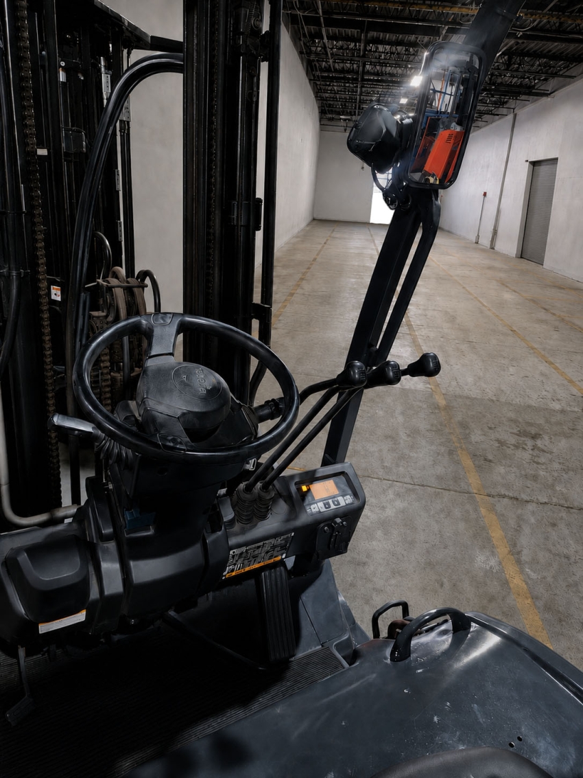 2017 Toyota Electric 3-Wheeler Forklift with 4,000lbs. Capacity, 3-Stage Mast with Side-Shifter - 123Forklift