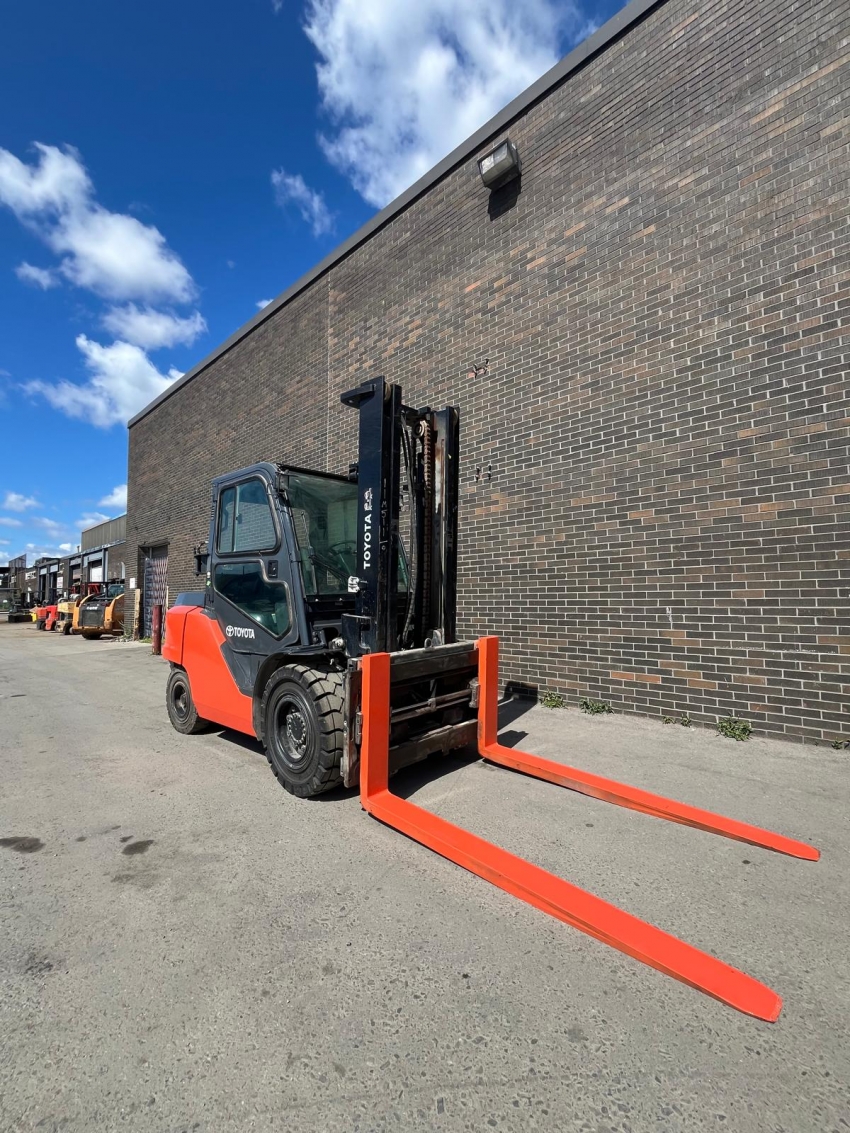 2018 Toyota 11000lbs Cap. Propane Outdoor Forklift 2 Stage W Side-Shift - 123Forklift