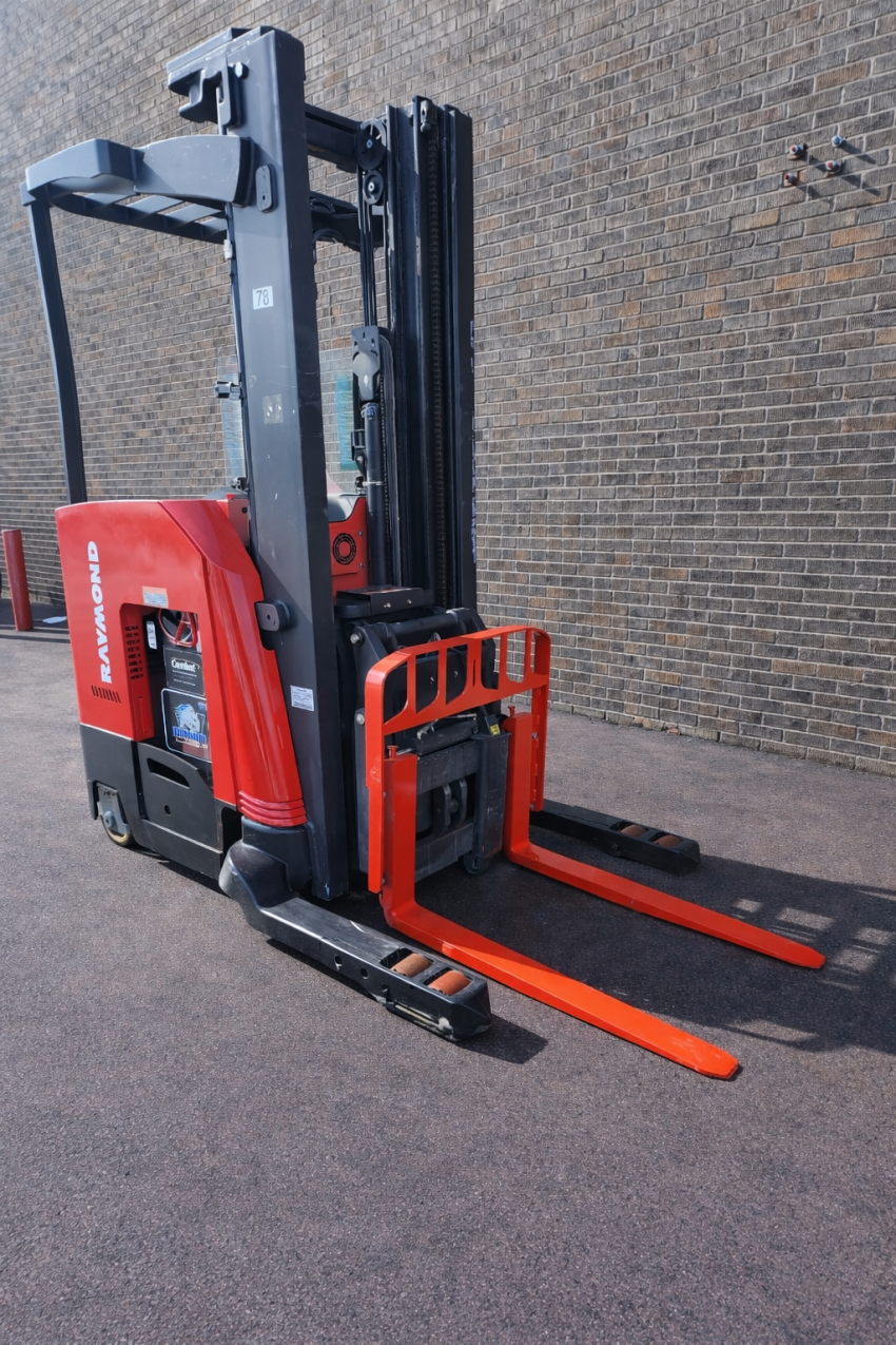 Raymond Deep Reach Forklift with 3,200 lb Capacity.