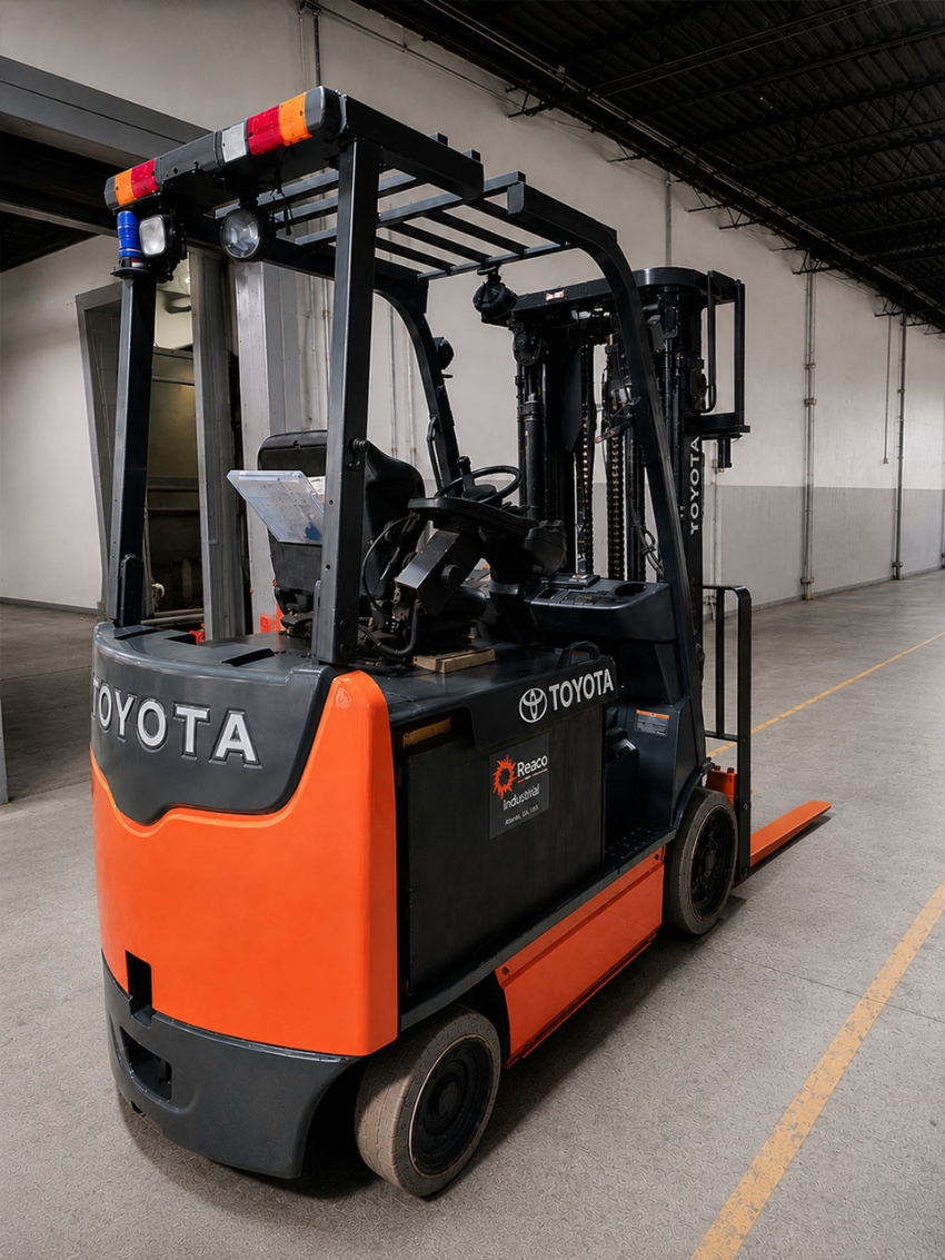 Toyota Electric 4-Wheeler Forklift with 6,000lbs. Capacity, 3-stage Mast w/ Side-shift - 123Forklift