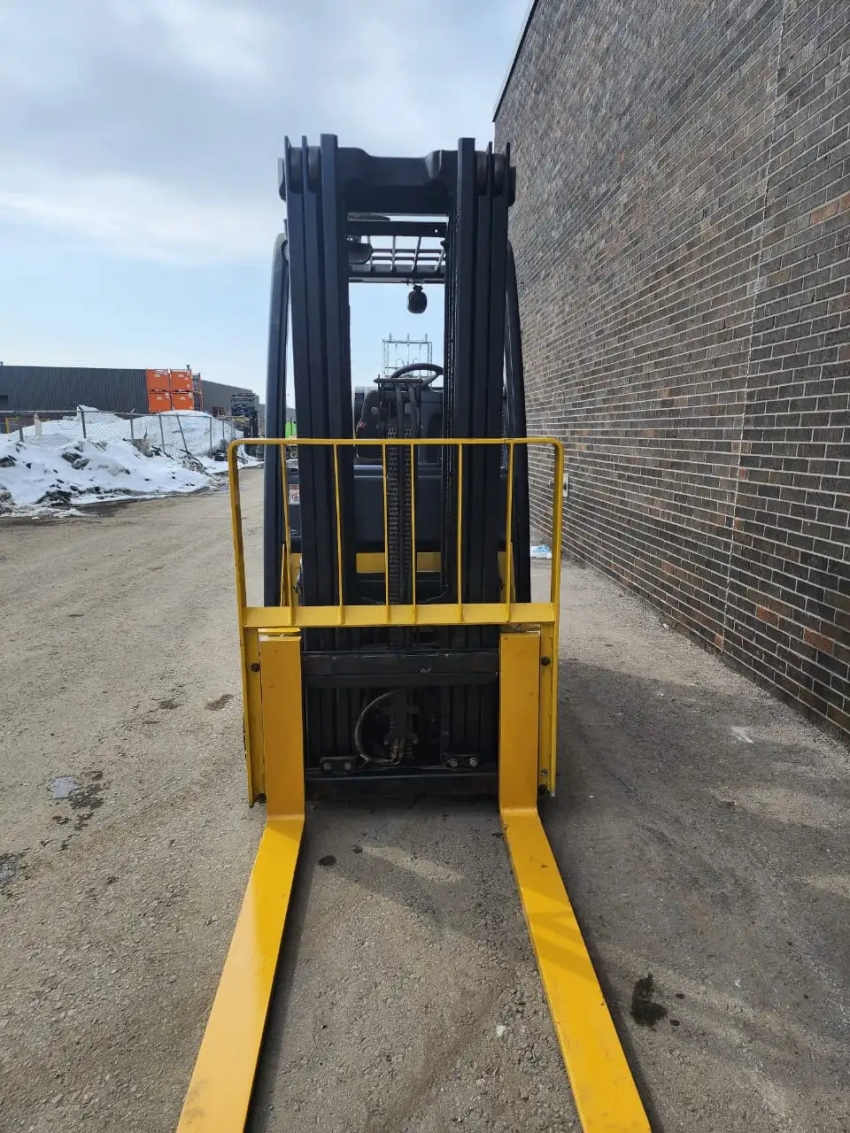 Yale LPG Forklift with 6,000lbs Cap...