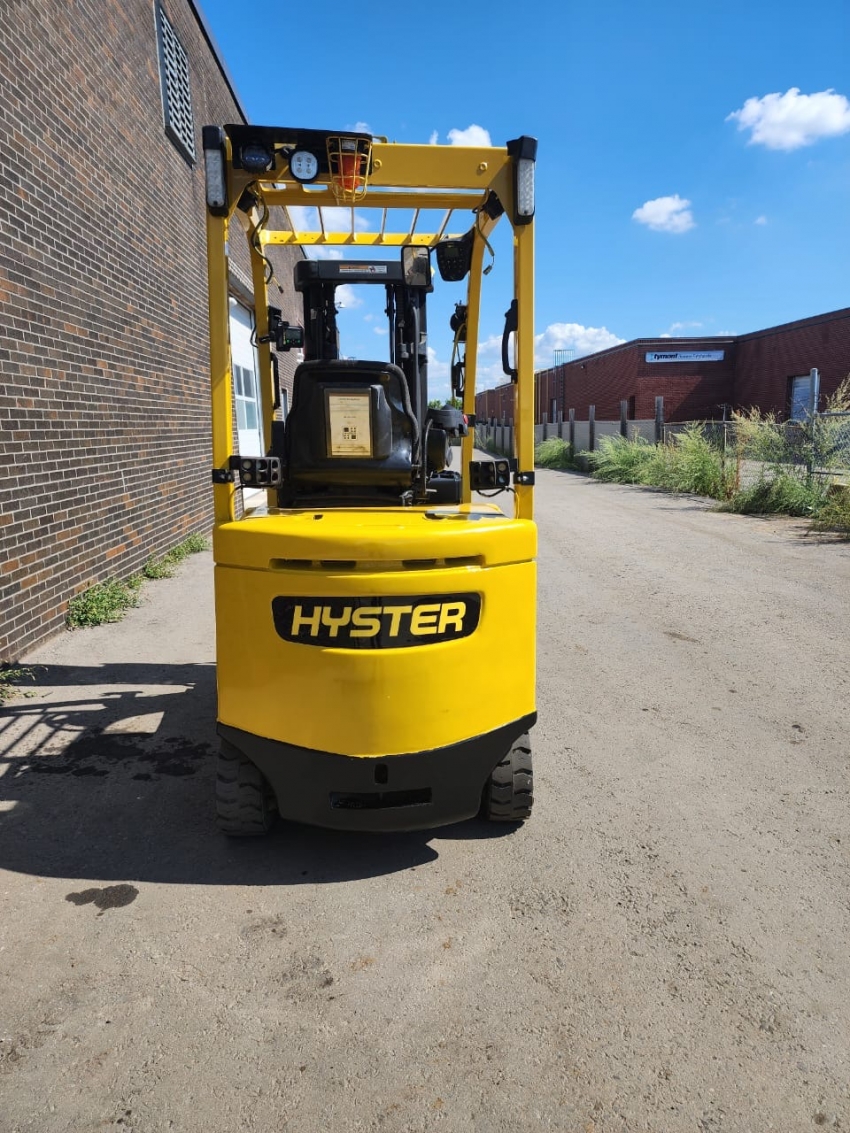 2021 Hyster Electric Forkliftt. 6000lbs Cap. 3 Stage W Side-Shift - 123Forklift