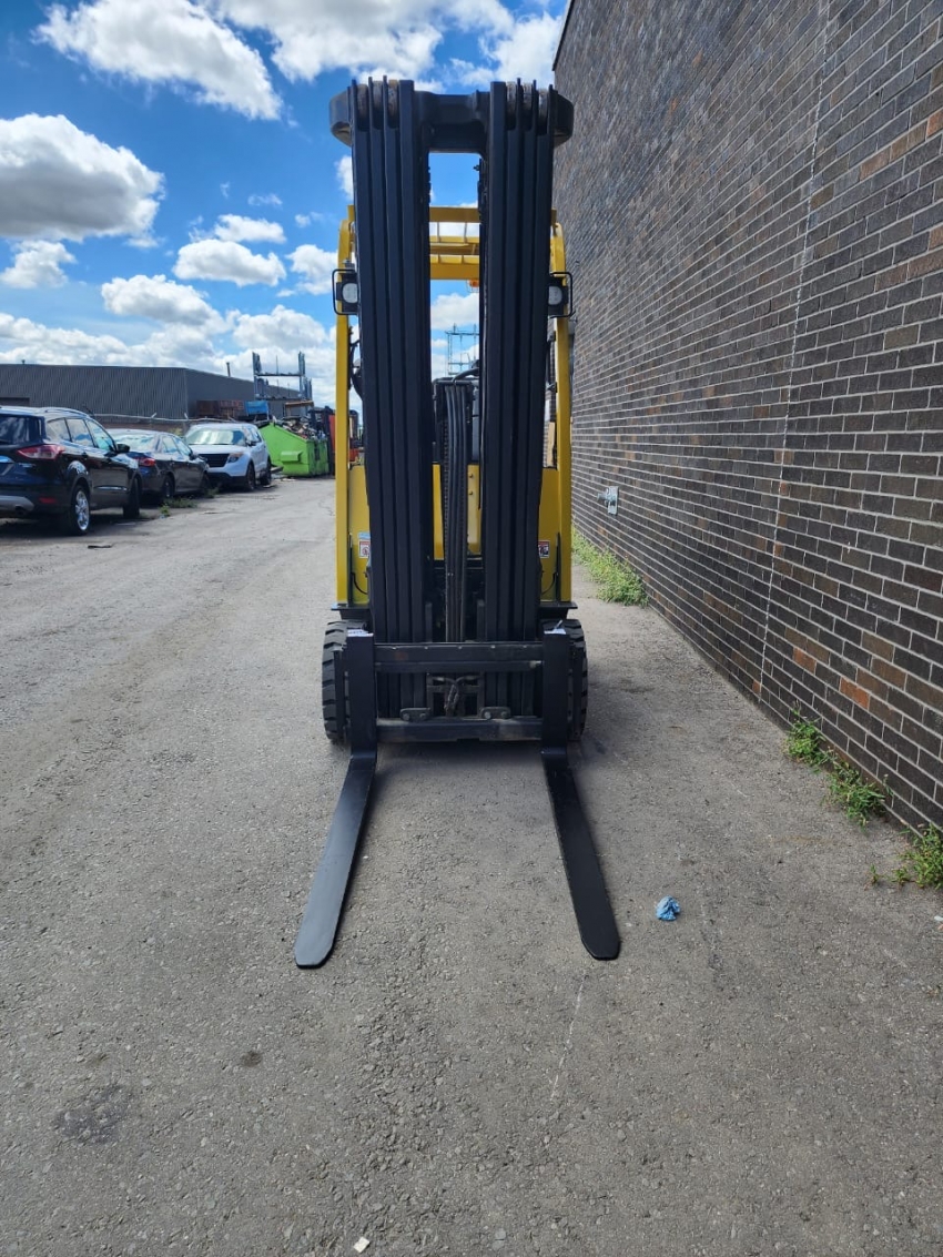 2018 Hyster 5000 LBS Cap. Electric Forklift 4 Stage 23 FT Max Lift - 123Forklift