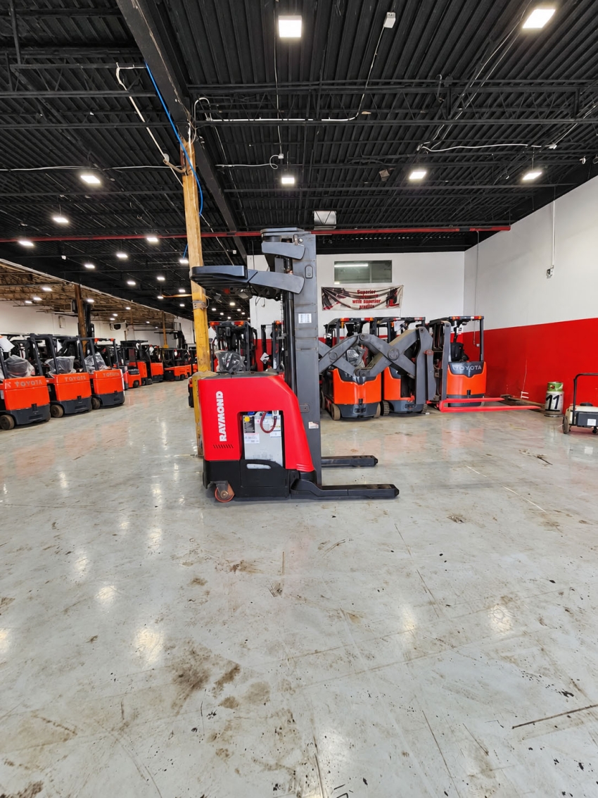 2020 Raymond Deep Reach with 3,000lb Cap. - 3-stage Mast w/ Side-shifter - 123Forklift