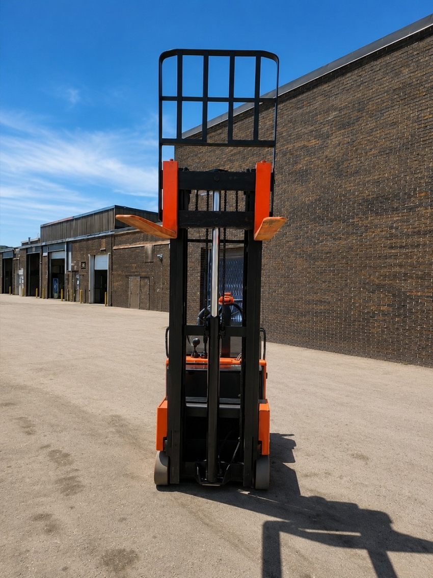 2020 Toyota  Electric Counterbalance Stacker with 2,500 lbs. Capacity and 3-Stage Mast - 123Forklift