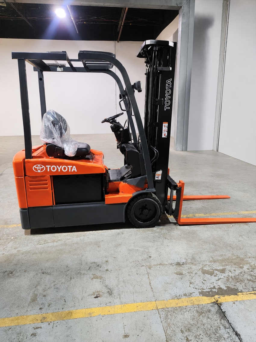 Toyota Electric 3-Wheeler Forklift ...