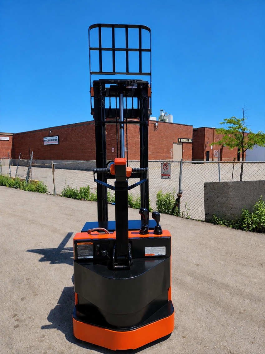 2020 Toyota  Electric Counterbalance Stacker with 2,500lb Capacity and 3-Stage Mast  - 123Forklift