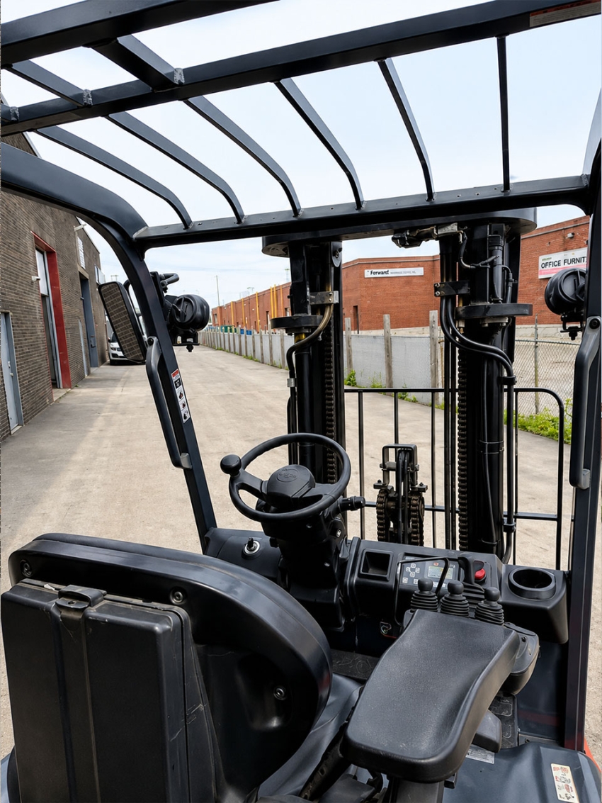 2018 Toyota 5000lbs Cap. Electric Outdoor Forklift w 3 Stage Side-shift - 123Forklift