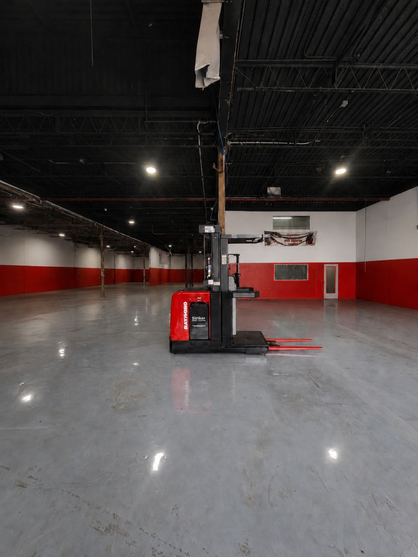 2016 Raymond Order Picker with 3,000lbs Cap. - Certified  - 123Forklift
