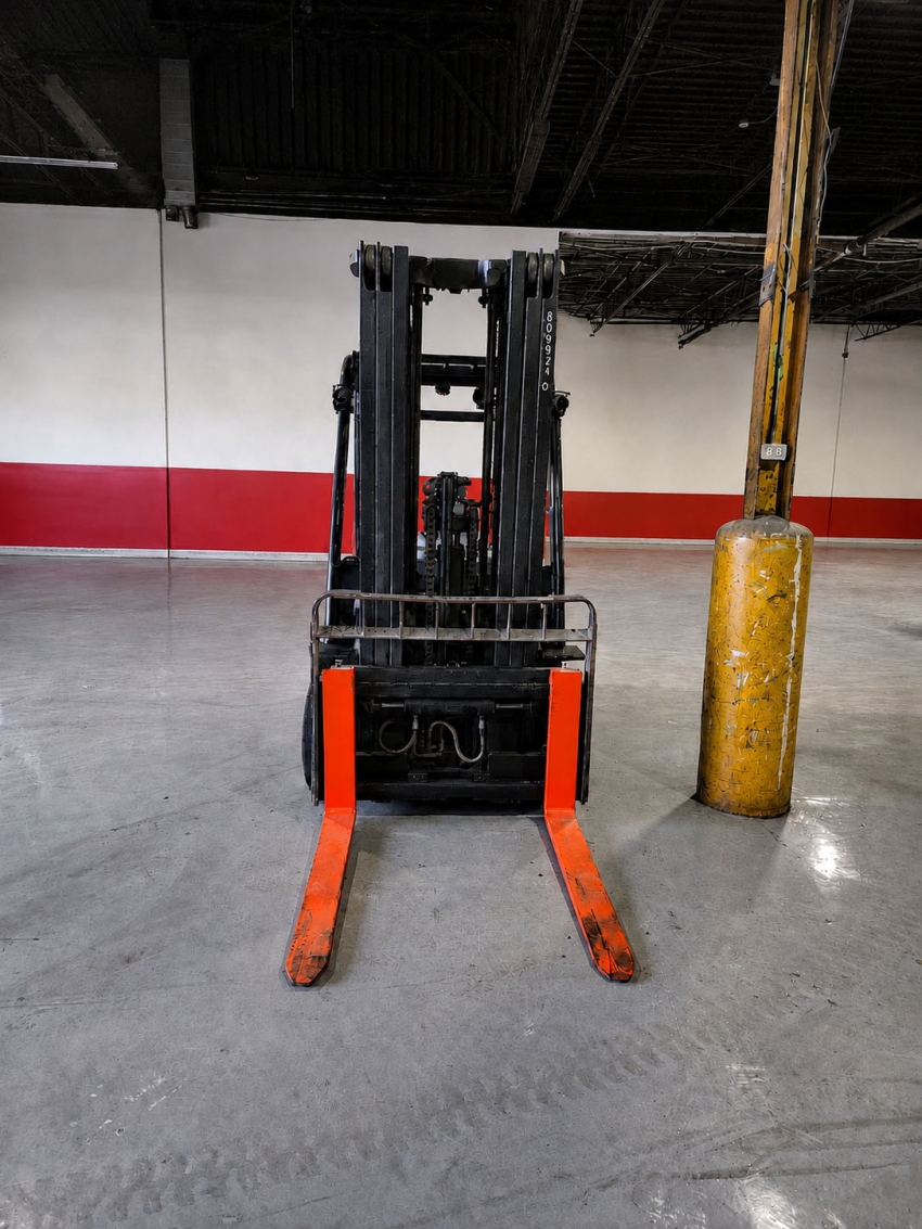 2020 Toyota LPG Forklift with 8,000lbs. Capacity, 3-stage Mast with Side-shift - Box Car Special  - 123Forklift