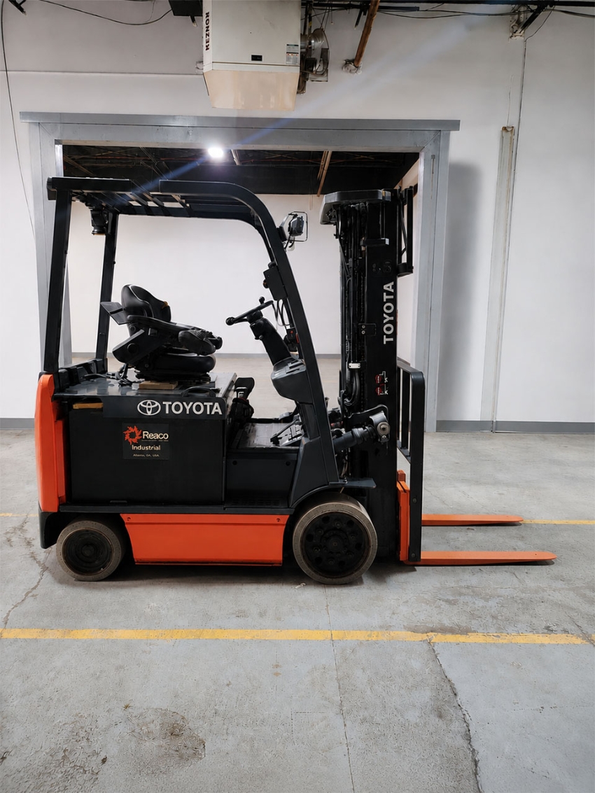 Toyota Electric 4-Wheeler Forklift ...
