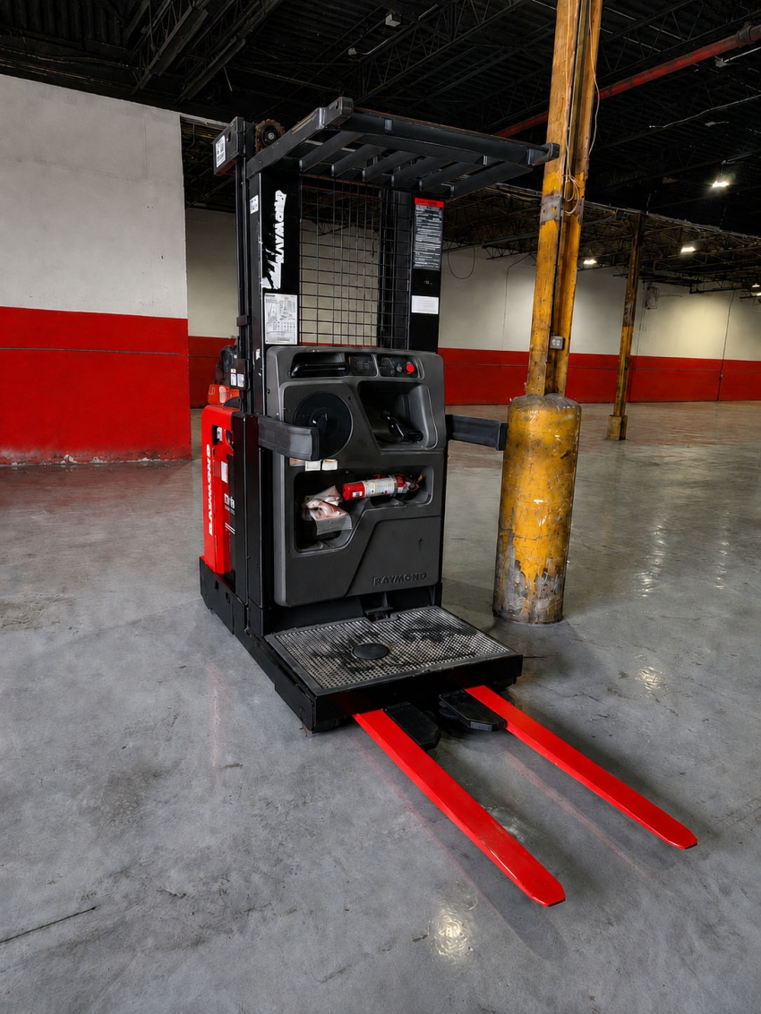 2017 Raymond Order Picker with 3,00...