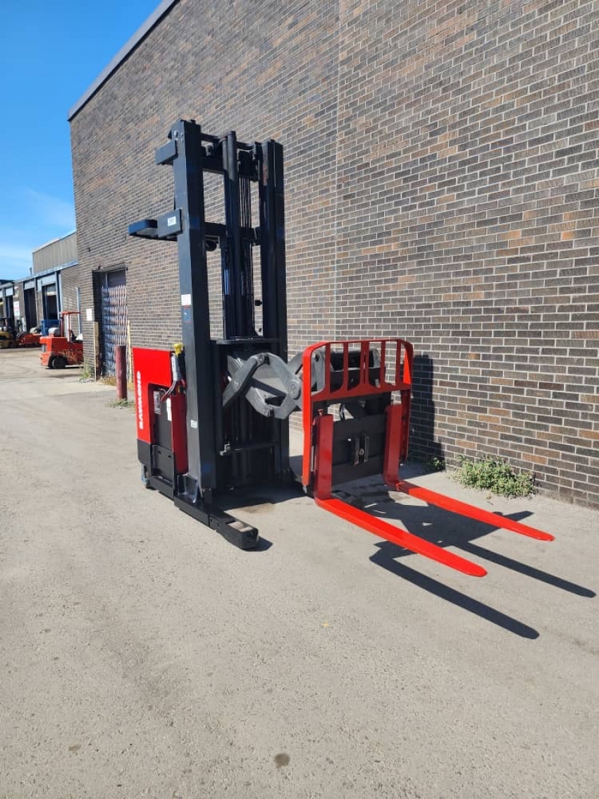  2014 Raymond DOUBLE DEEP REACH 2500LB cap charger Included (1) - 123Forklift