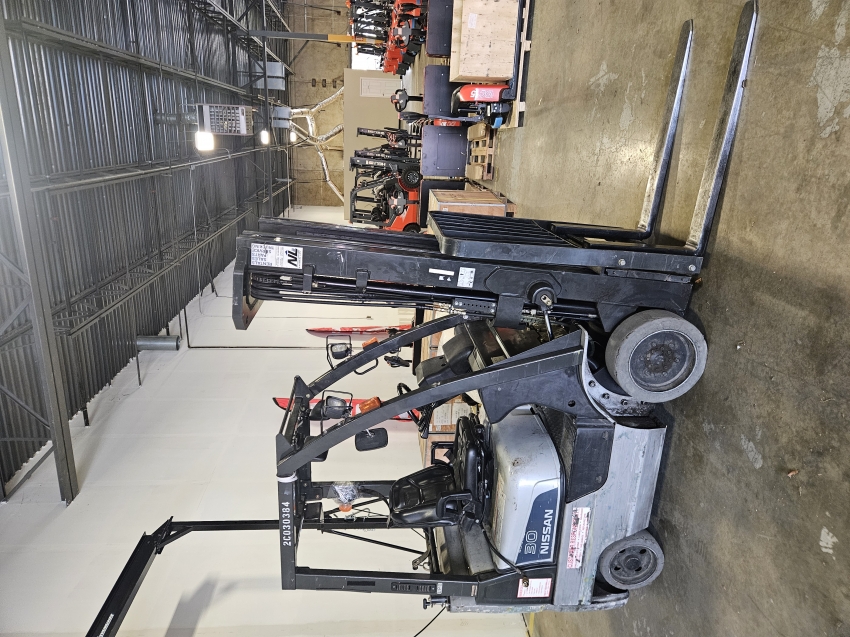 2000 Nissan MCP1F1A15LV 3000lb Sit-...