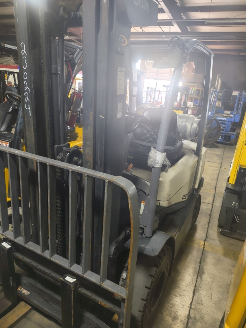 2014 Crown - 123Forklift